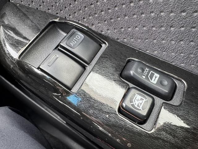 TOYOTA HIACE van 2WD 2013