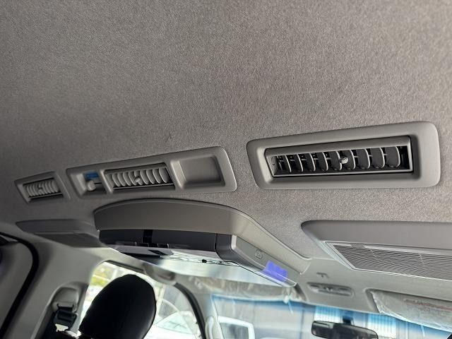 TOYOTA HIACE van 2WD 2013