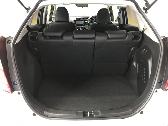 HONDA FIT HYBRID 2018