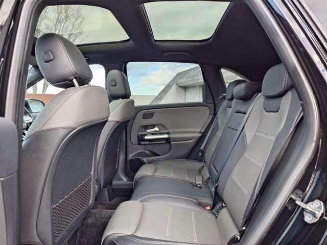 MERCEDES BENZ MERCEDES BENZ B class 2019