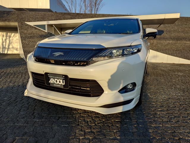TOYOTA HARRIER HYBRID 2016