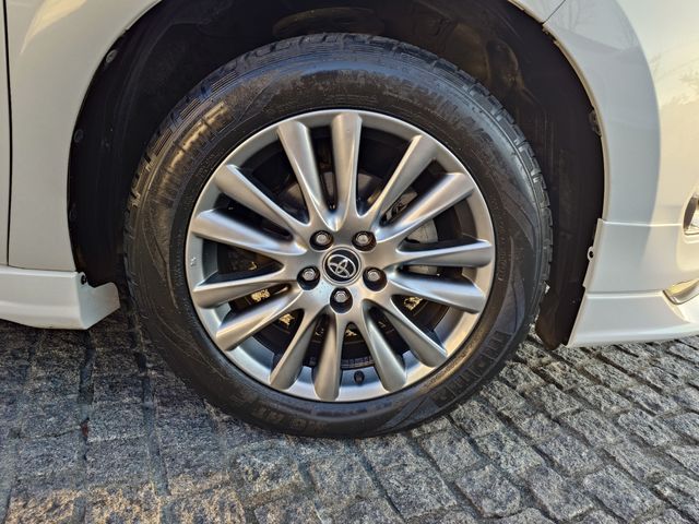 TOYOTA HARRIER HYBRID 2016