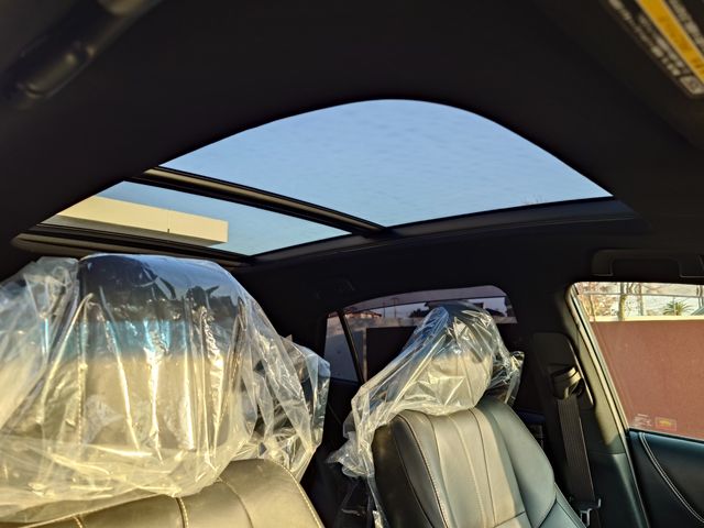 TOYOTA HARRIER HYBRID 2016