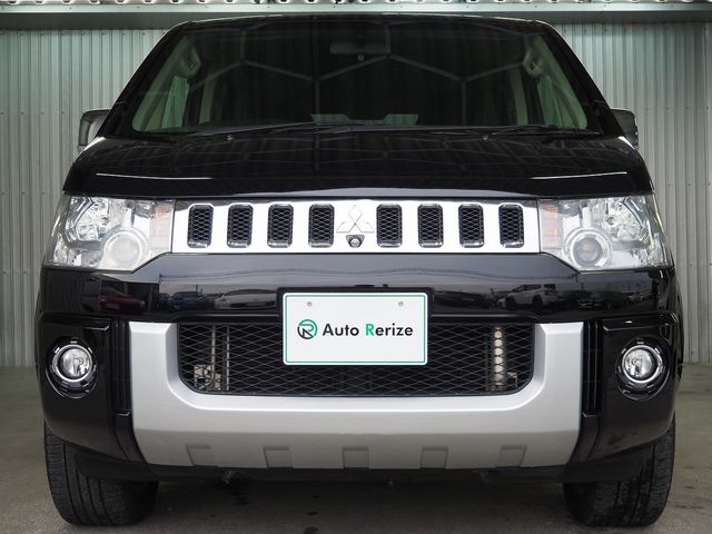 MITSUBISHI DELICA D:5 4WD 2010