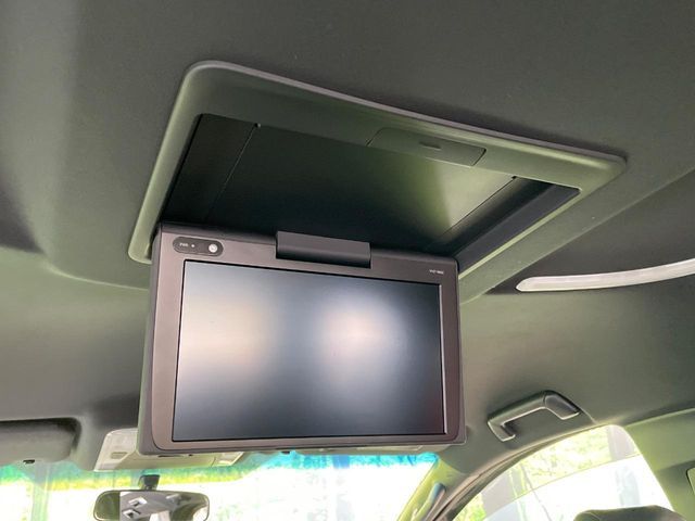 TOYOTA VELLFIRE 2016