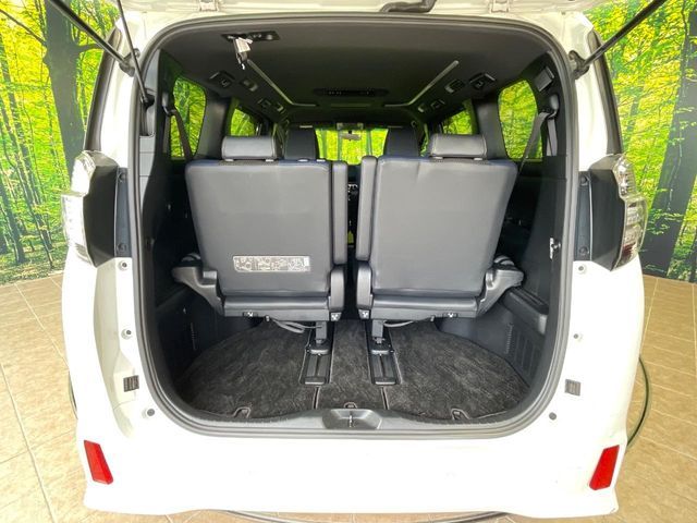 TOYOTA VELLFIRE 2016