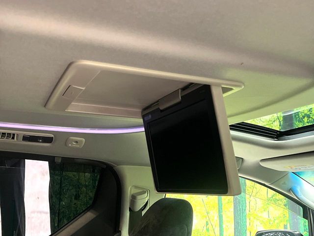 TOYOTA VELLFIRE 2016