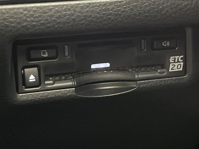 TOYOTA HARRIER HYBRID 2023