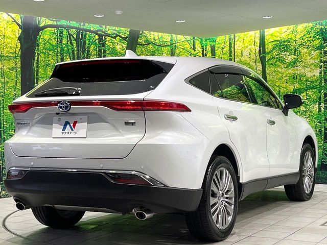 TOYOTA HARRIER HYBRID 2023