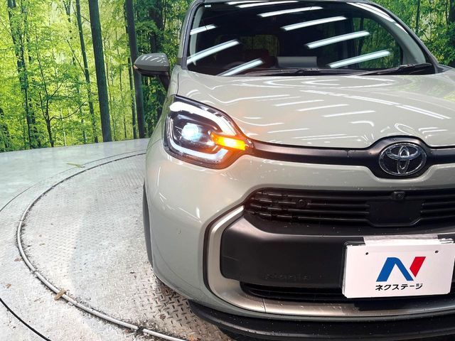 TOYOTA SIENTA HYBRID 2023