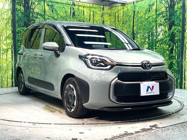TOYOTA SIENTA HYBRID 2023