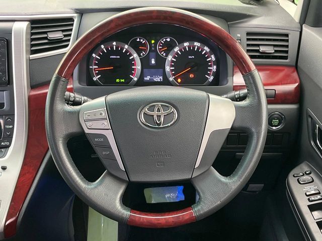 TOYOTA VELLFIRE 2008