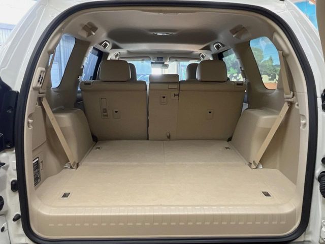 TOYOTA LANDCRUISER PRADO 2023