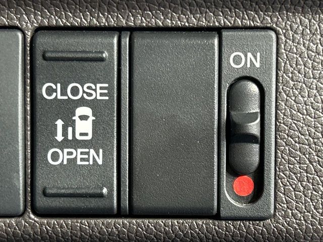 HONDA FREED HYBRID 4WD 2016