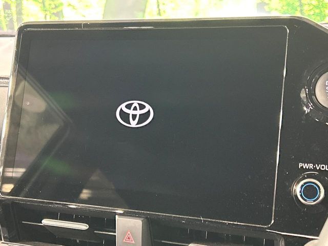 TOYOTA NOAH 4WD 2025