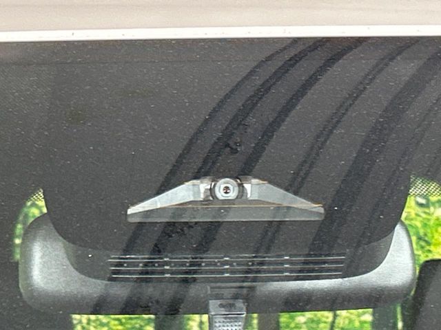 TOYOTA NOAH 4WD 2025