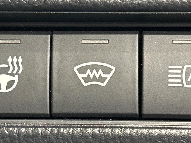 TOYOTA PRIUS 4WD 2025