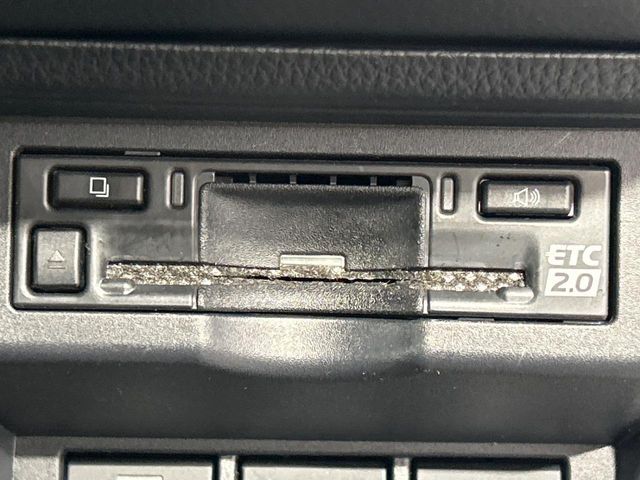 TOYOTA PRIUS 4WD 2025