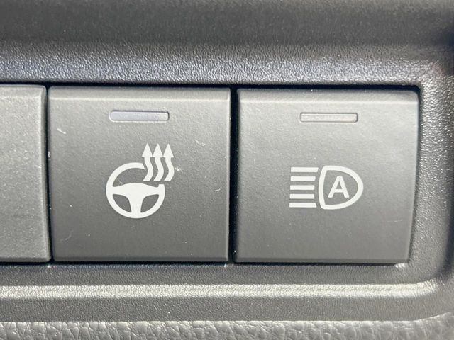 TOYOTA YARIS CROSS HYBRID 2023