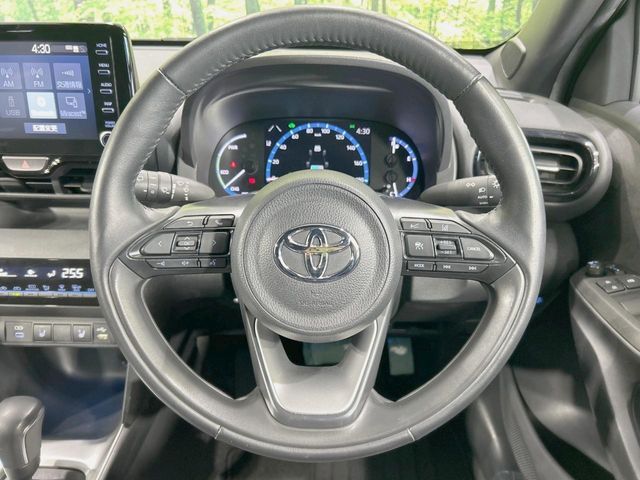 TOYOTA YARIS CROSS HYBRID 2023