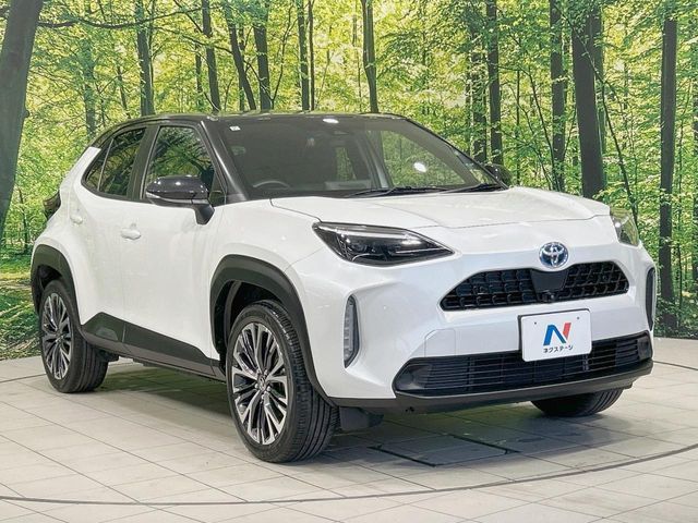 TOYOTA YARIS CROSS HYBRID 2023
