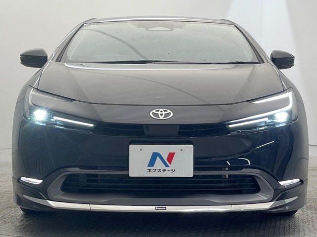 TOYOTA PRIUS 2025