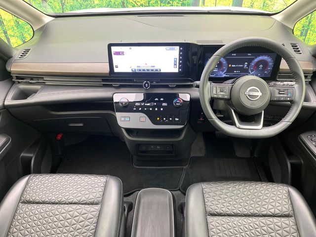 NISSAN SERENA  WG 2024