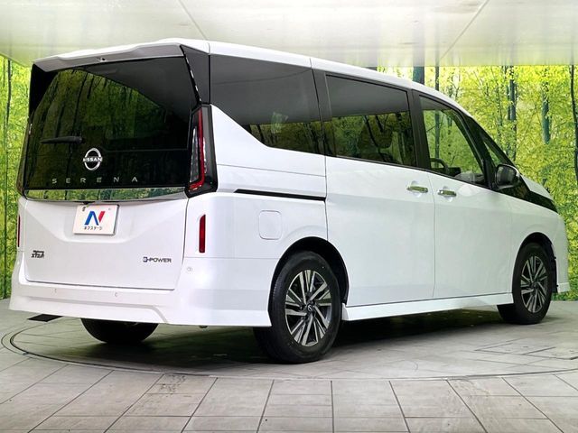 NISSAN SERENA  WG 2024