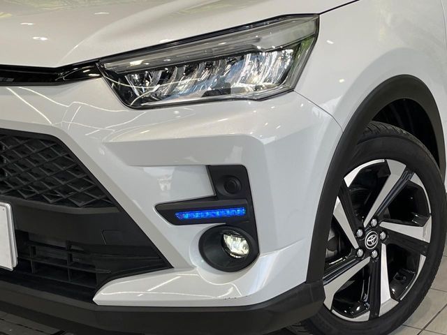 TOYOTA RAIZE HYBRID 2022