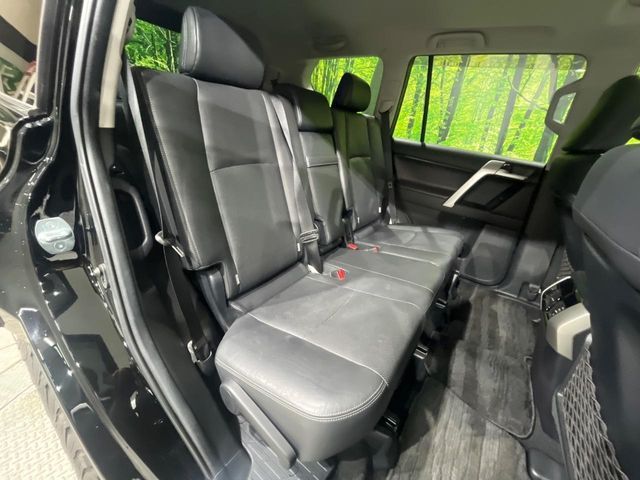 TOYOTA LANDCRUISER PRADO 2018