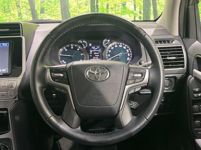 TOYOTA LANDCRUISER PRADO 2018