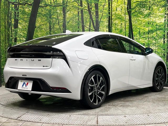 TOYOTA PRIUS PHV 2023