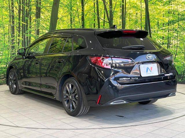 TOYOTA COROLLA TOURING HYBRID 2022