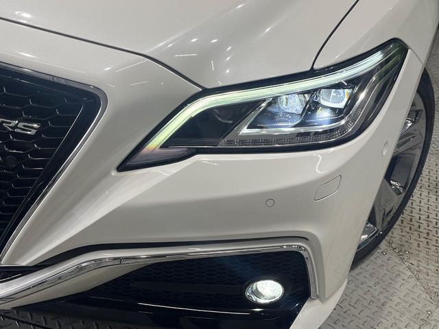 TOYOTA CROWN sedan hybrid 2019