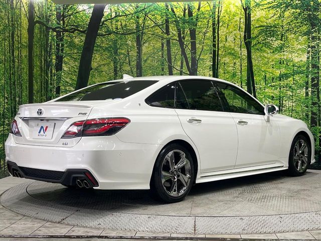 TOYOTA CROWN sedan hybrid 2019