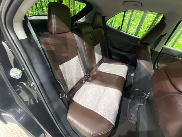 TOYOTA YARIS CROSS HYBRID 2021