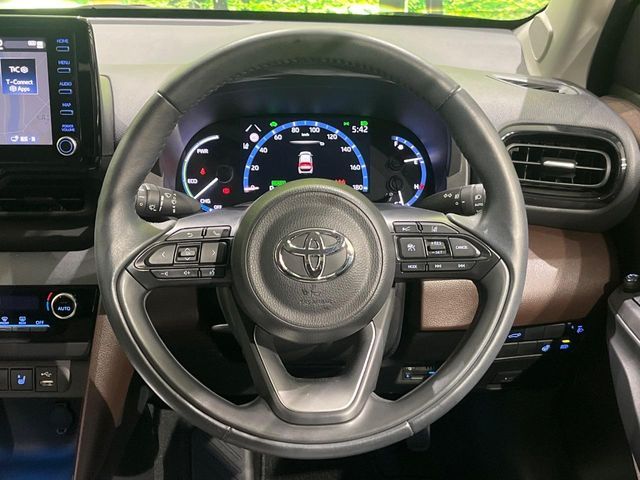 TOYOTA YARIS CROSS HYBRID 2021