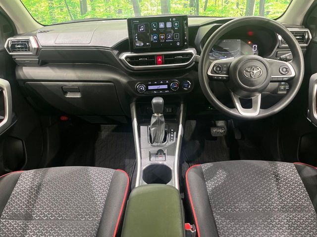 TOYOTA RAIZE HYBRID 2022