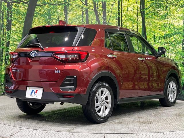 TOYOTA RAIZE HYBRID 2022