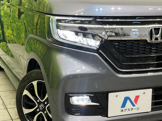 HONDA N BOX CUSTOM 2018