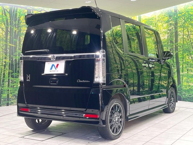 HONDA N BOX CUSTOM 2017