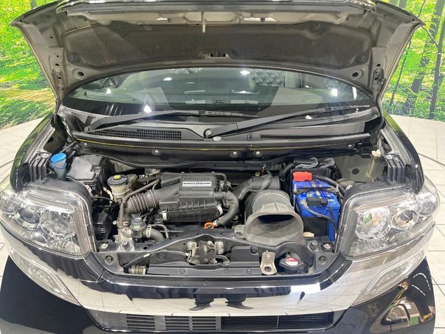 HONDA N BOX CUSTOM 2017