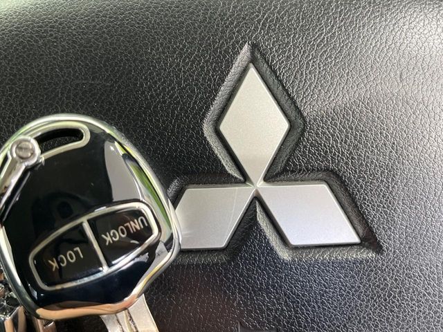 MITSUBISHI PAJERO MINI 4WD 2010