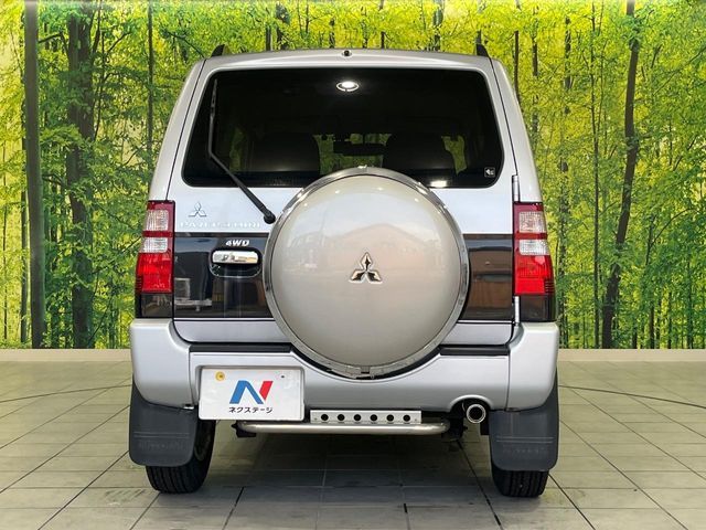 MITSUBISHI PAJERO MINI 4WD 2010