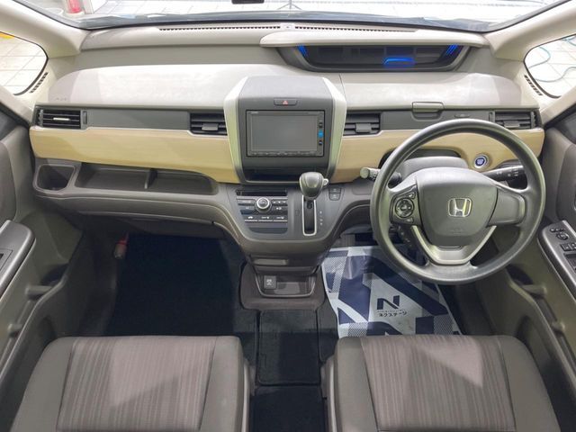 HONDA FREED 2017