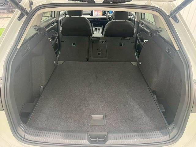 VOLKSWAGEN VOLKSWAGEN GOLF VARIANT 2021