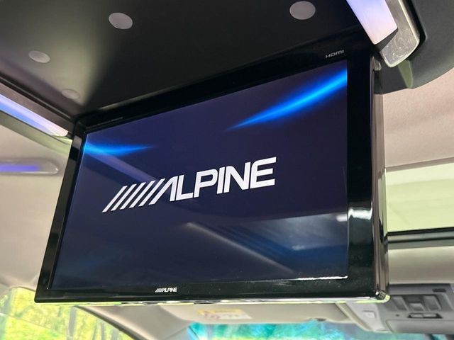 TOYOTA VELLFIRE 2017