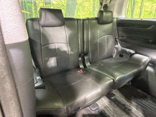 TOYOTA VELLFIRE 2017