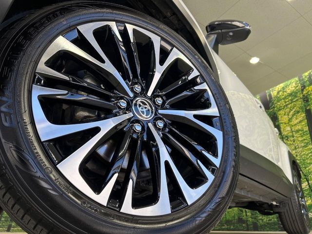 TOYOTA YARIS CROSS 2025