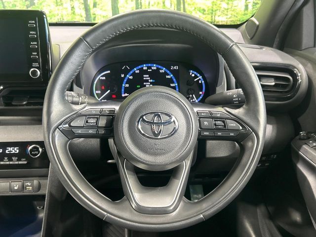 TOYOTA YARIS CROSS HYBRID 2023